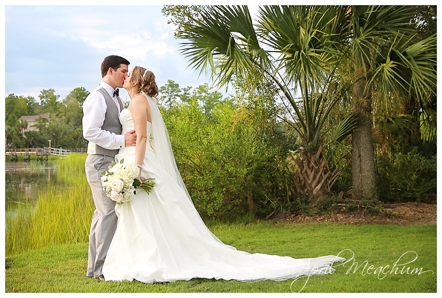 Dunes_West_Golf_Club_Wedding_April_Meachum_0219.jpg